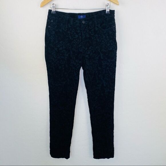 NYDJ black velvet flocked damask pants with stretch size 8 - Picture 2 of 8